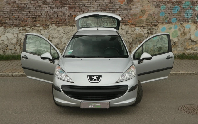 Peugeot 207 cena 10990 przebieg: 134000, rok produkcji 2007 z Śrem małe 529